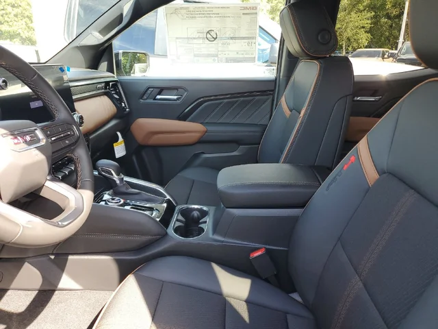 Nuevos GMC CANYON à Estados chez autogozo