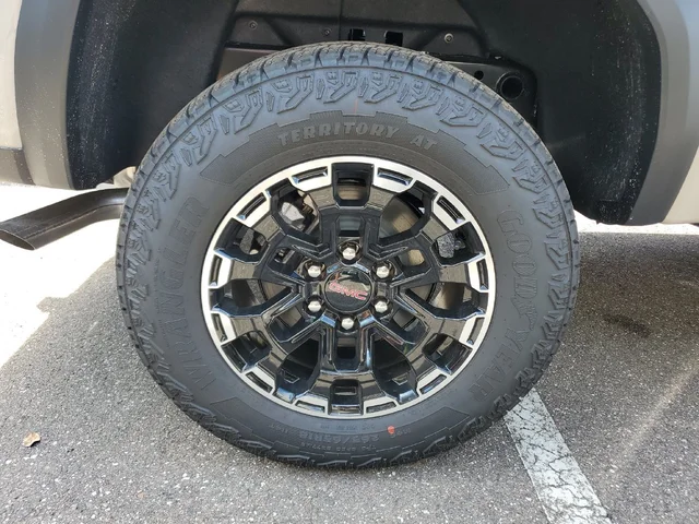 Nuevos GMC CANYON à Estados chez autogozo