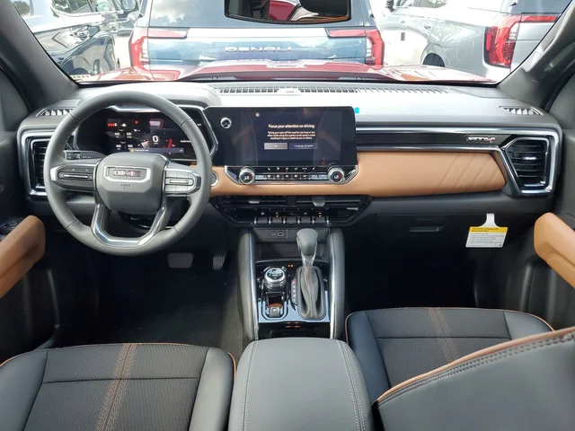 Nuevos GMC CANYON à Estados chez autogozo