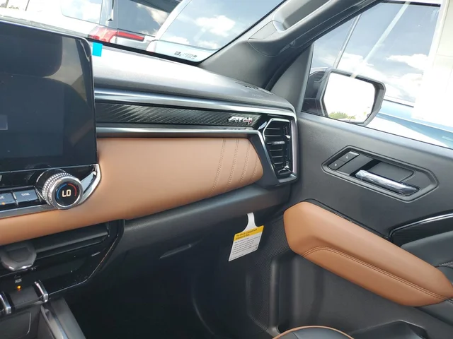 Nuevos GMC CANYON à Estados chez autogozo