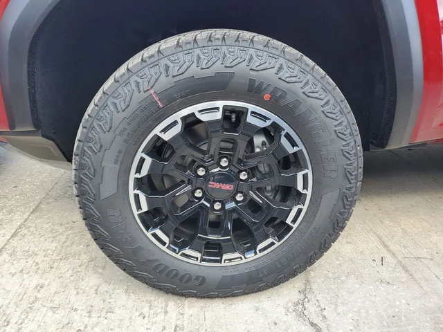 Nuevos GMC CANYON à Estados chez autogozo
