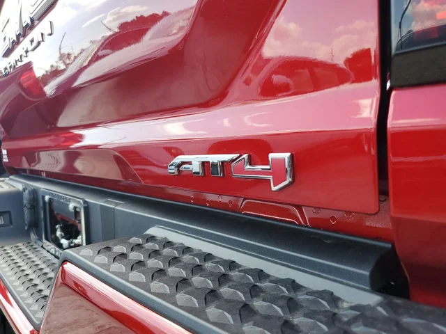 Nuevos GMC CANYON à Estados chez autogozo