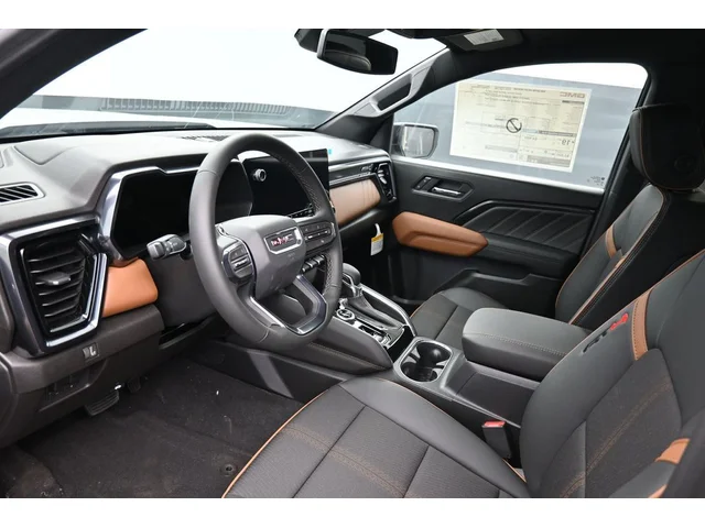 Nuevos GMC CANYON à Estados chez autogozo