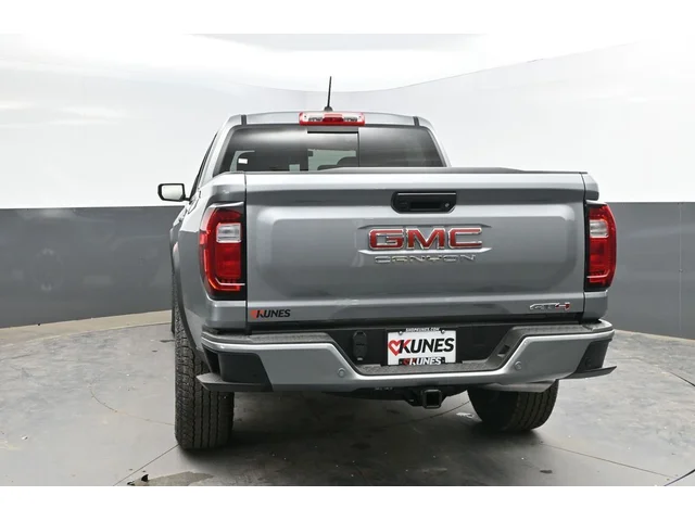 Nuevos GMC CANYON à Estados chez autogozo
