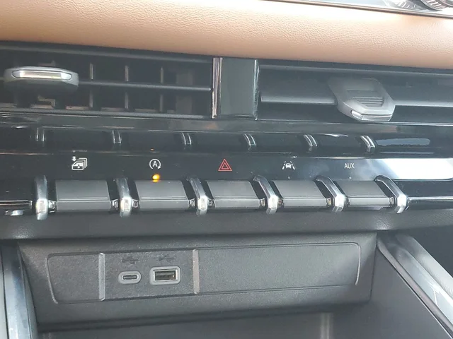 Nuevos GMC CANYON à Estados chez autogozo