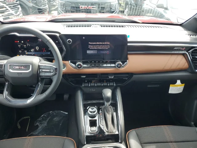Nuevos GMC CANYON à Estados chez autogozo