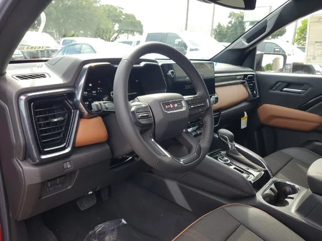 Nuevos GMC CANYON à Estados chez autogozo