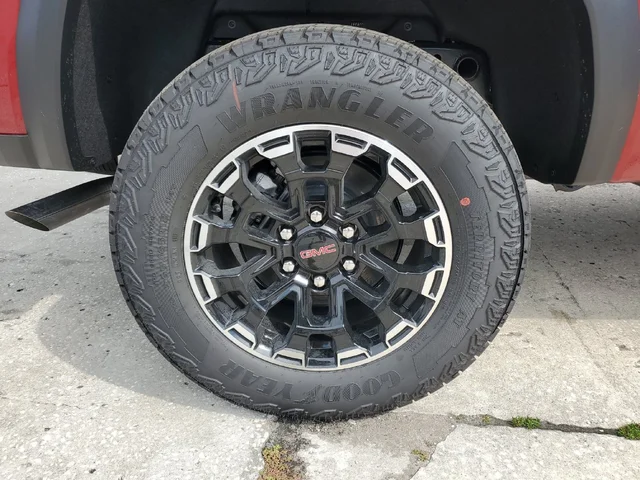 Nuevos GMC CANYON à Estados chez autogozo