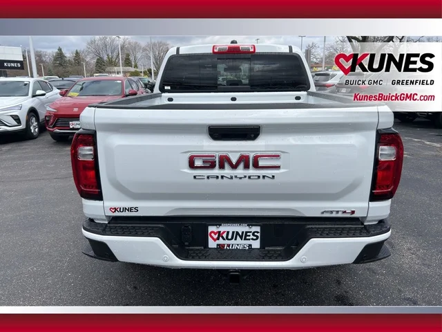 Nuevos GMC CANYON à Estados chez autogozo