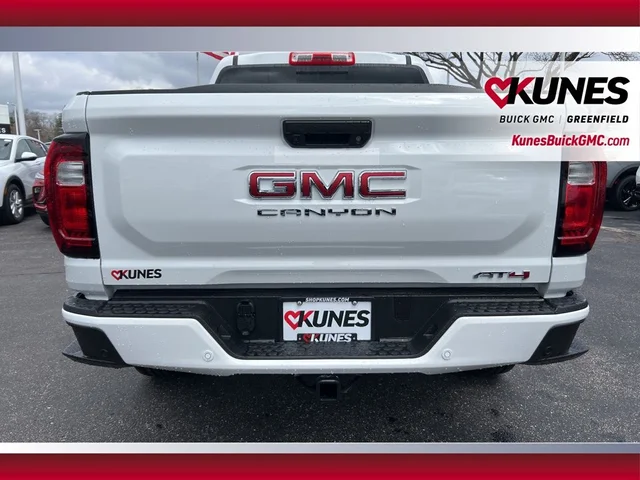 Nuevos GMC CANYON à Estados chez autogozo