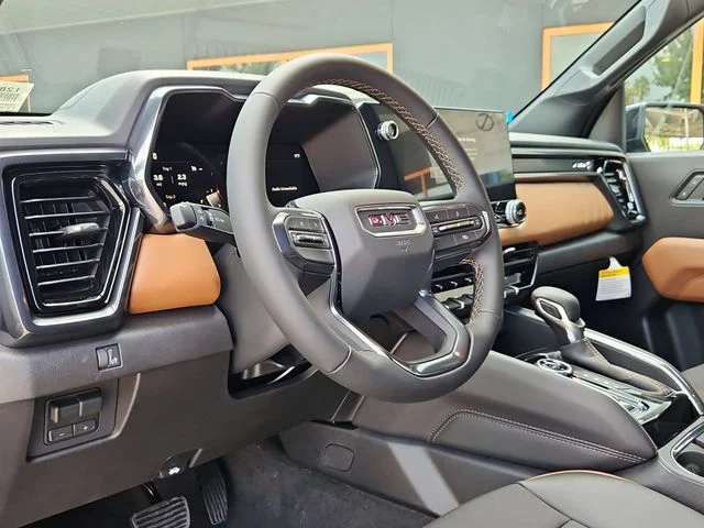 Nuevos GMC CANYON à Estados chez autogozo