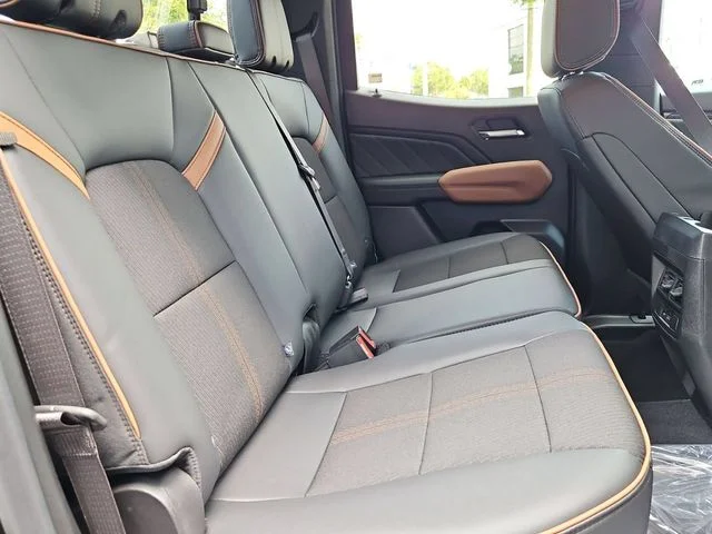 Nuevos GMC CANYON à Estados chez autogozo