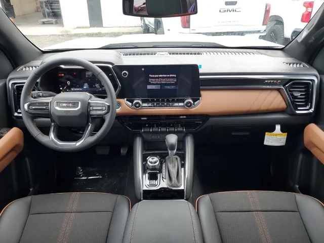 Nuevos GMC CANYON à Estados chez autogozo