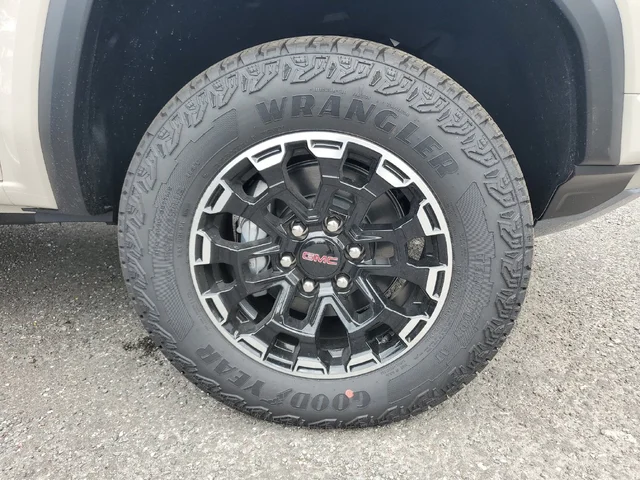 Nuevos GMC CANYON à Estados chez autogozo