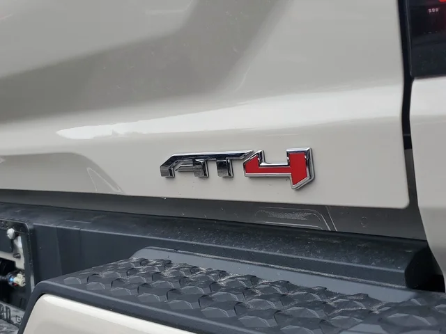 Nuevos GMC CANYON à Estados chez autogozo