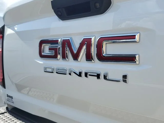 Nuevos GMC CANYON à Estados chez autogozo