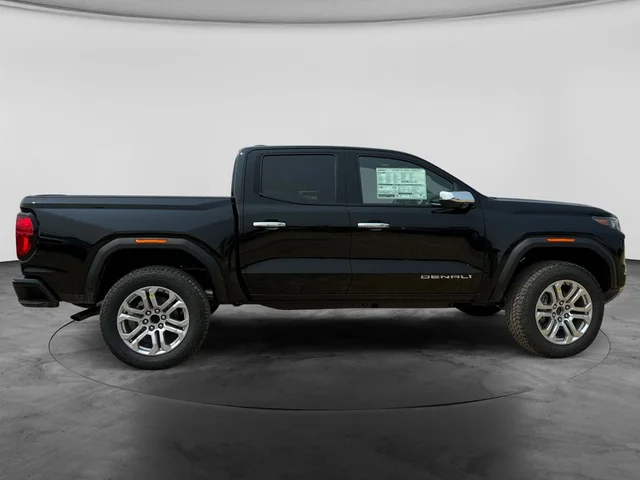Nuevos GMC CANYON à Estados chez autogozo