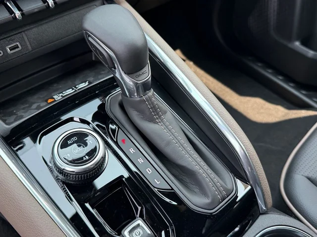 Nuevos GMC CANYON à Estados chez autogozo