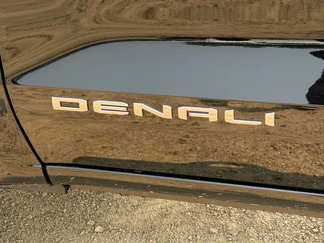 Nuevos GMC CANYON à Estados chez autogozo