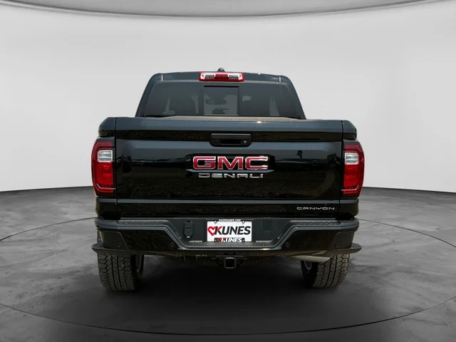 Nuevos GMC CANYON à Estados chez autogozo