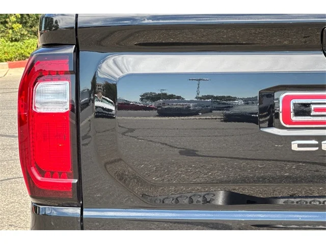 SEMINUEVOS GMC Canyon at ELK GROVE in Elk Grove Buick GMC