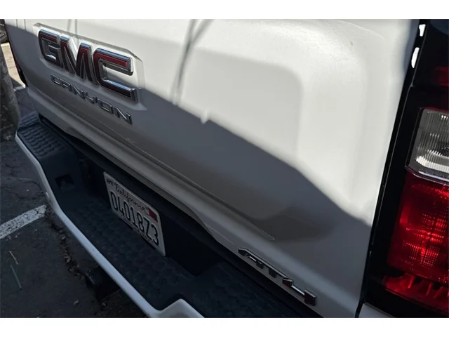 SEMINUEVOS GMC Canyon at ELK GROVE in Elk Grove Buick GMC