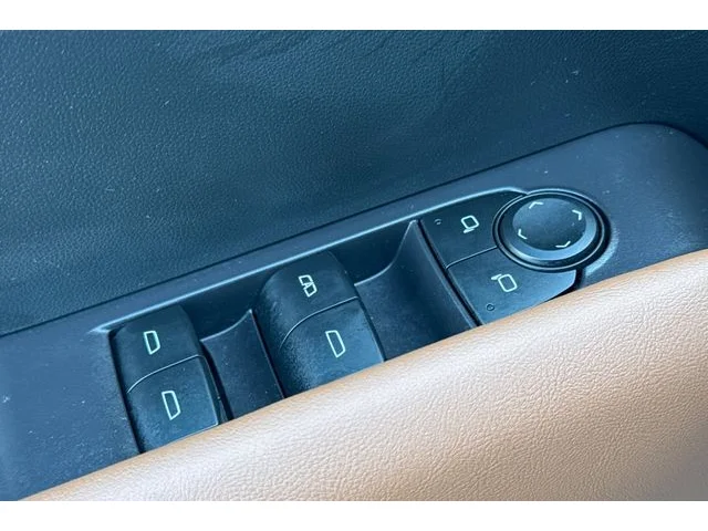 SEMINUEVOS GMC Canyon at ELK GROVE in Elk Grove Buick GMC