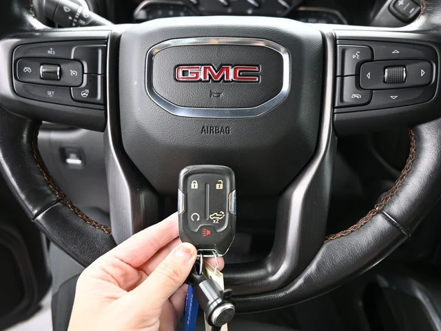 SEMINUEVOS GMC Sierra 1500 a Estados en autogozo