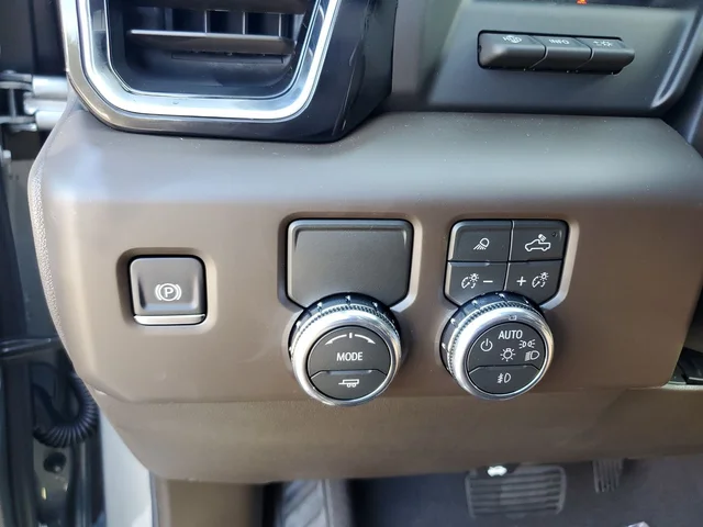 Nuevos GMC SIERRA 1500 à Estados chez autogozo