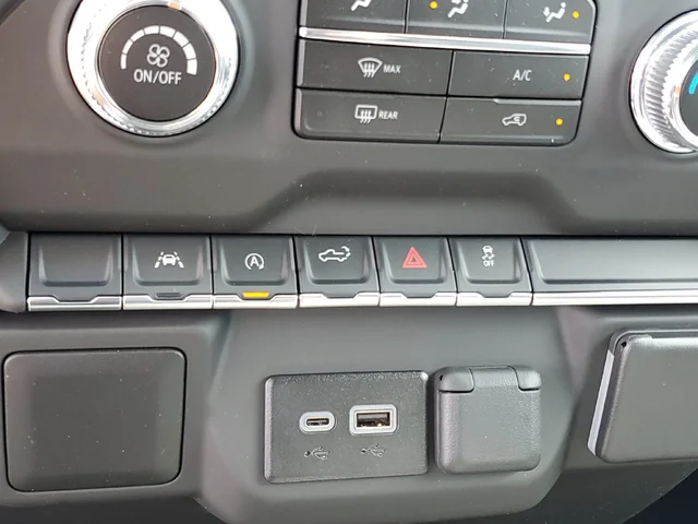 Nuevos GMC SIERRA 1500 à Estados chez autogozo