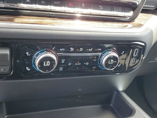 Nuevos GMC SIERRA 1500 à Estados chez autogozo