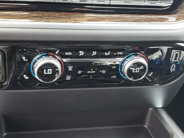 Nuevos GMC SIERRA 1500 à Estados chez autogozo
