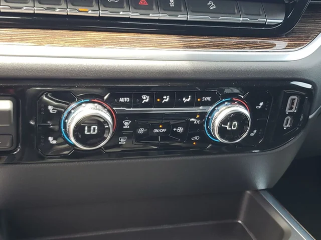 Nuevos GMC SIERRA 1500 à Estados chez autogozo