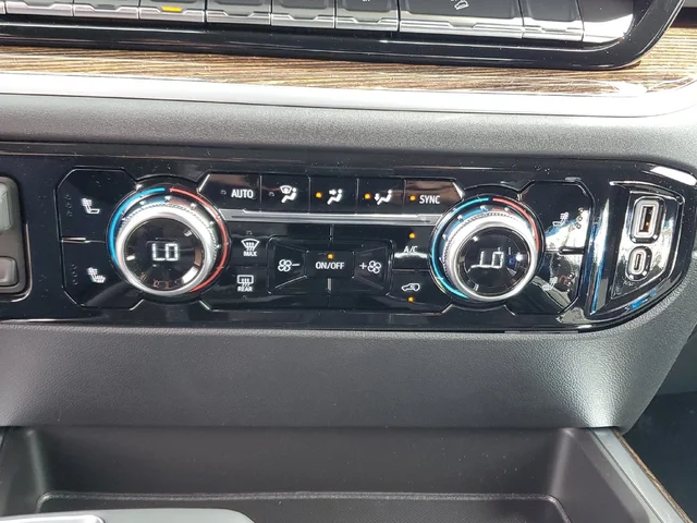 Nuevos GMC SIERRA 1500 à Estados chez autogozo