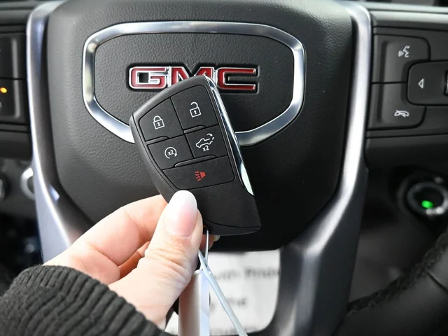 Nuevos GMC SIERRA 1500 à Estados chez autogozo