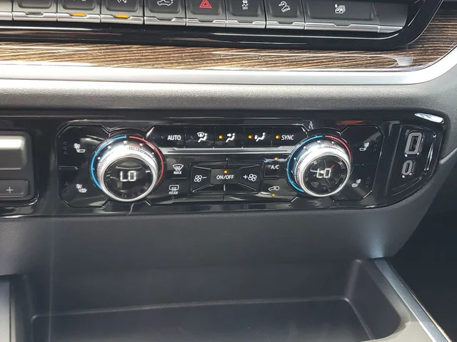 Nuevos GMC SIERRA 1500 à Estados chez autogozo