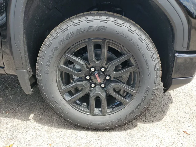 Nuevos GMC SIERRA 1500 à Estados chez autogozo