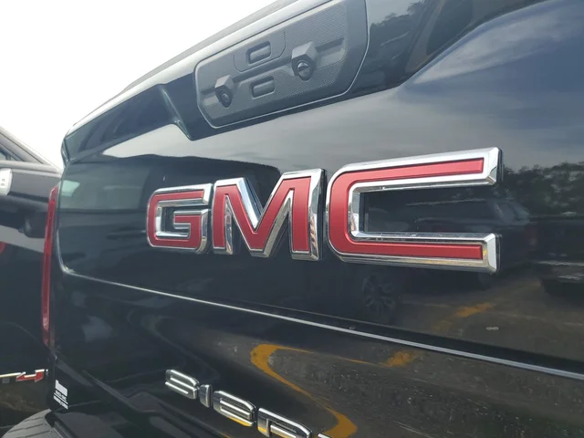 Nuevos GMC SIERRA 1500 à Estados chez autogozo