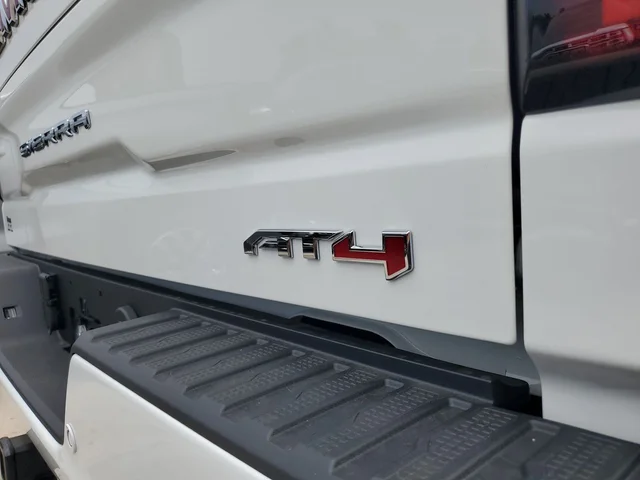 Nuevos GMC SIERRA 1500 à Estados chez autogozo