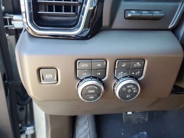 Nuevos GMC SIERRA 1500 à Estados chez autogozo