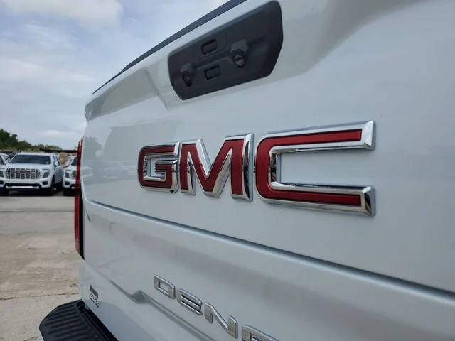 Nuevos GMC SIERRA 1500 à Estados chez autogozo