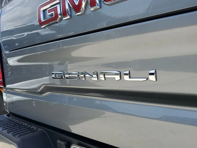 Nuevos GMC SIERRA 1500 à Estados chez autogozo