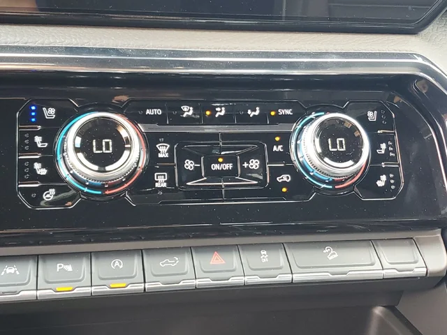 Nuevos GMC SIERRA 1500 à Estados chez autogozo
