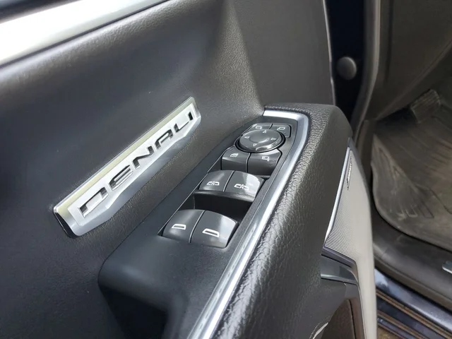 SEMINUEVOS GMC Sierra 1500 a Estados en autogozo