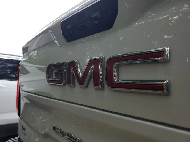 SEMINUEVOS GMC Sierra 1500 a Estados en autogozo