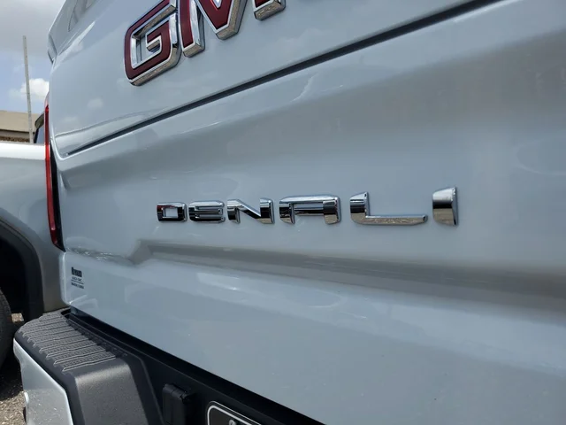 Nuevos GMC SIERRA 1500 à Estados chez autogozo