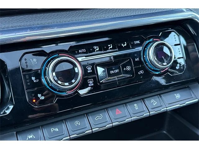 SEMINUEVOS GMC Sierra 1500 at ELK GROVE in Elk Grove Buick GMC