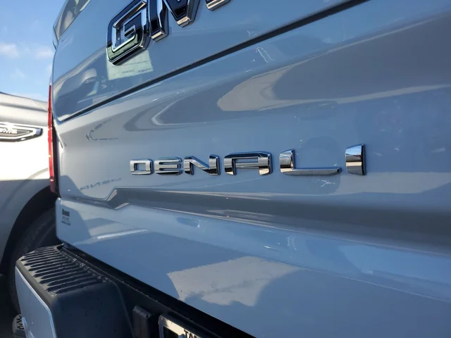 Nuevos GMC SIERRA 1500 à Estados chez autogozo