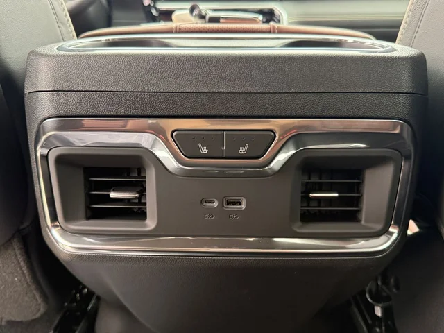 Nuevos GMC SIERRA 1500 à Estados chez autogozo