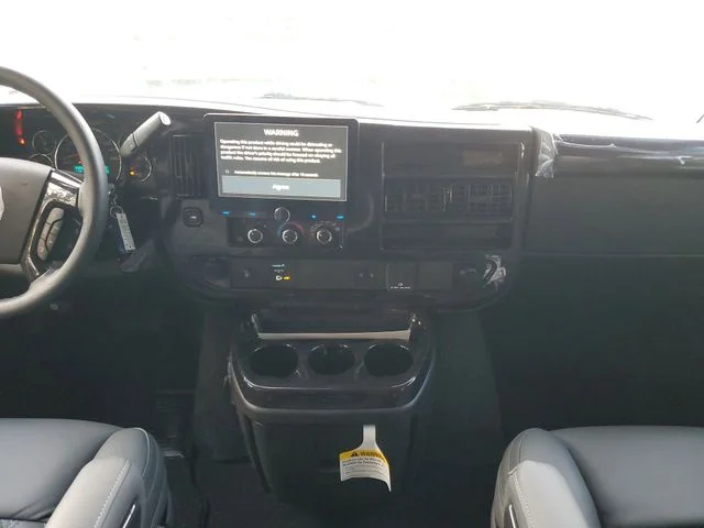 Nuevos GMC SAVANA 2500 à Estados chez autogozo
